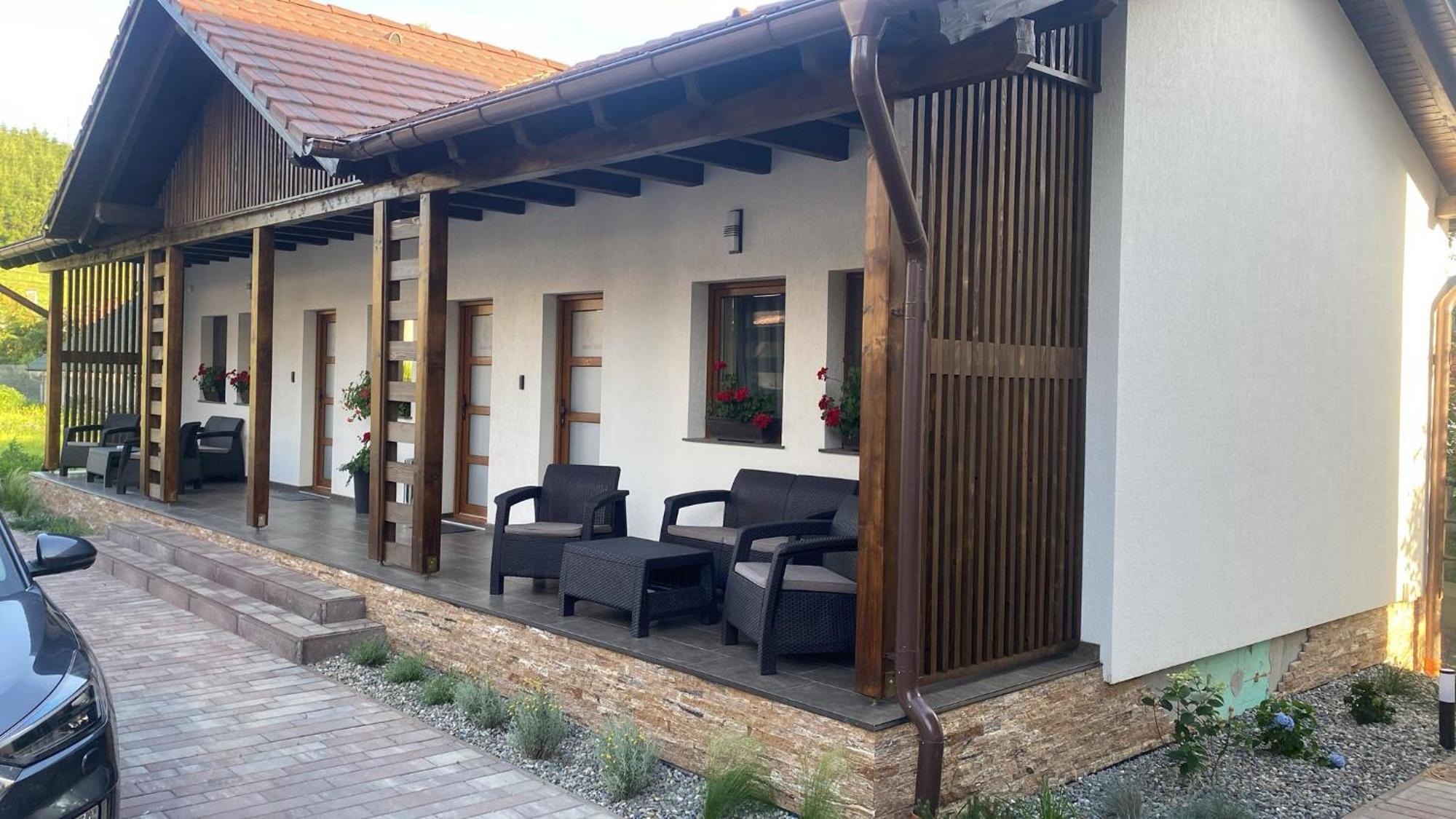 Farkas Panzio Bed & Breakfast Прайд Екстериор снимка