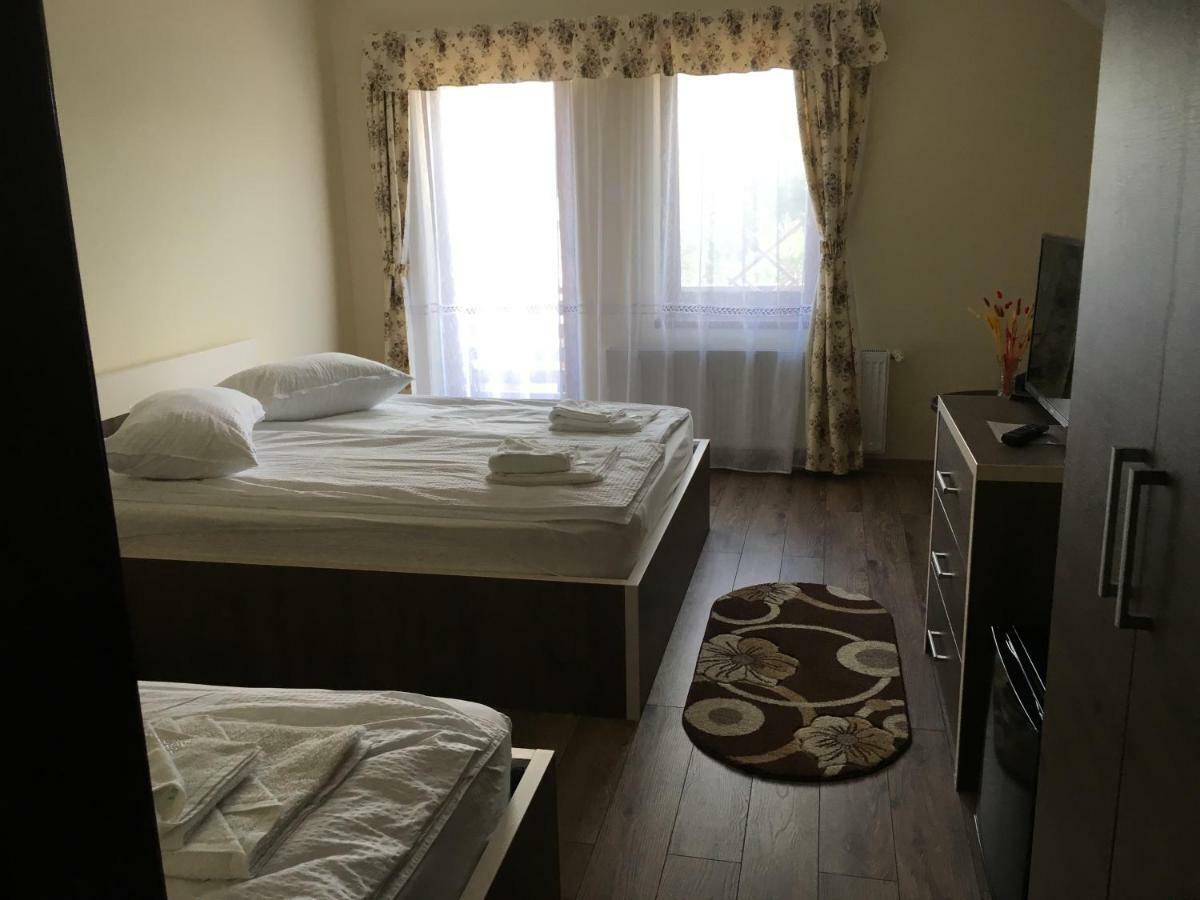 Farkas Panzio Bed & Breakfast Прайд Екстериор снимка